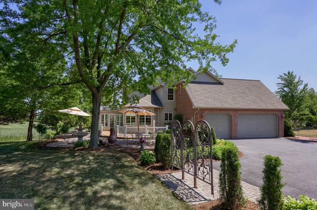 6 HIGHLAND DR, Palmyra, PA 17078