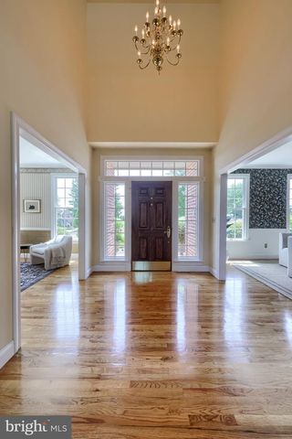 6 HIGHLAND DR, Palmyra, PA 17078