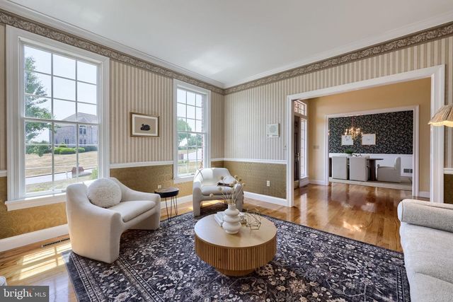 6 HIGHLAND DR, Palmyra, PA 17078