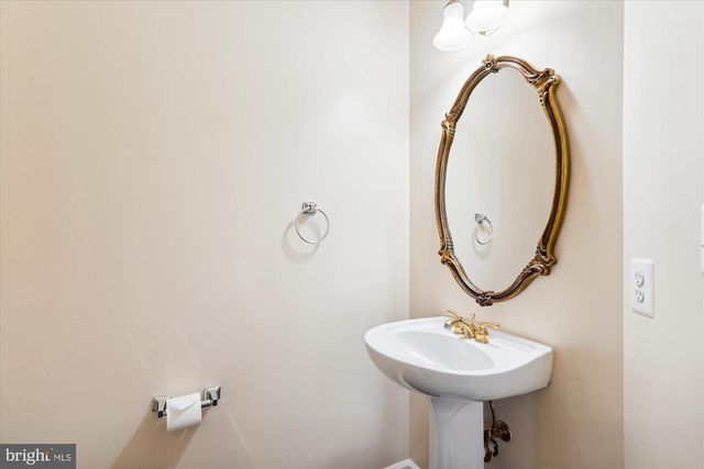 10736 FOLKESTONE WAY, Woodstock, MD 21163