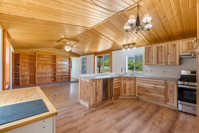 5 Morning Star Road, Edgewood, NM 87015