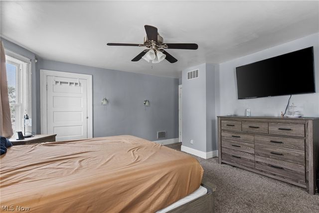 67662 Broadway Avenue, Bridgeport, OH 43912