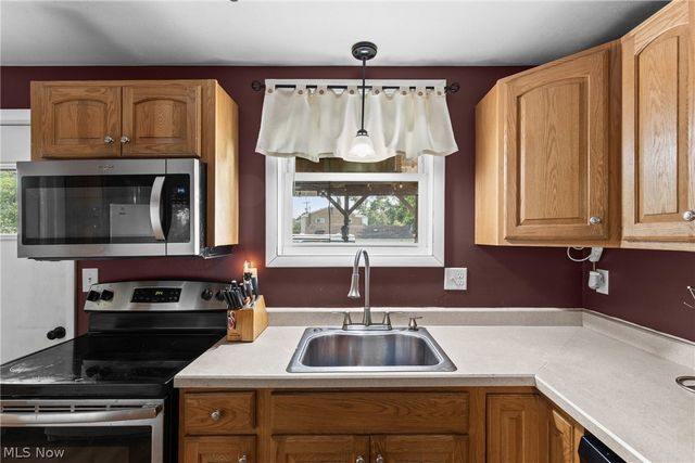 67662 Broadway Avenue, Bridgeport, OH 43912