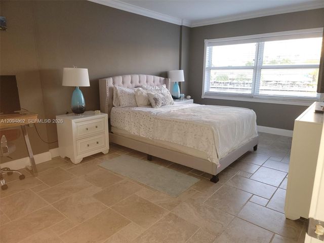 2900 NE 30th Street H3, Fort Lauderdale, FL 33306