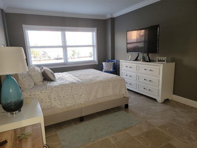 2900 NE 30th Street H3, Fort Lauderdale, FL 33306