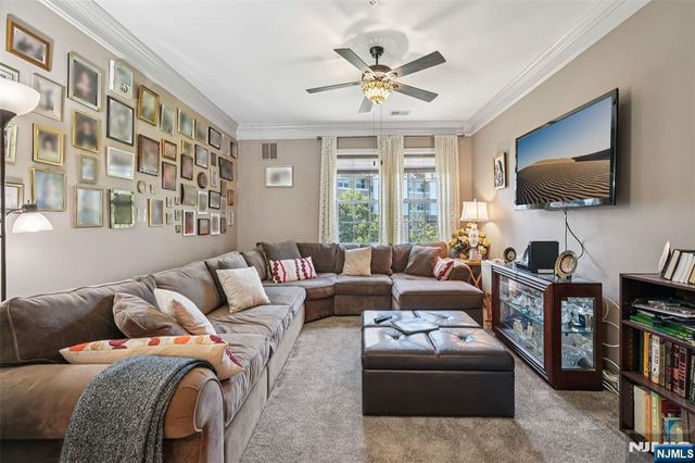 2217 Warrens Way, Wanaque, NJ 07465