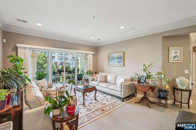 2217 Warrens Way, Wanaque, NJ 07465