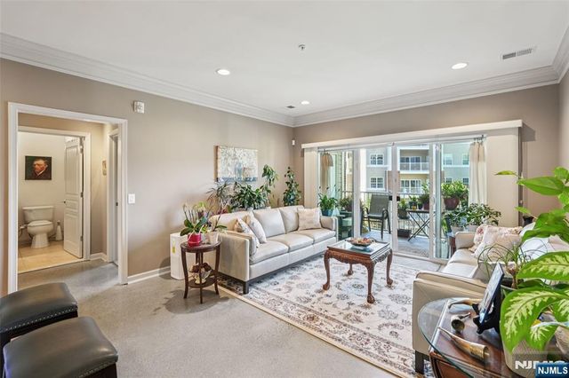2217 Warrens Way, Wanaque, NJ 07465
