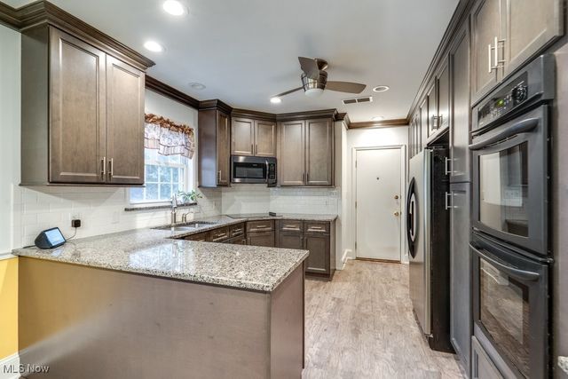 505 Ridgecrest Road, Akron, OH 44303