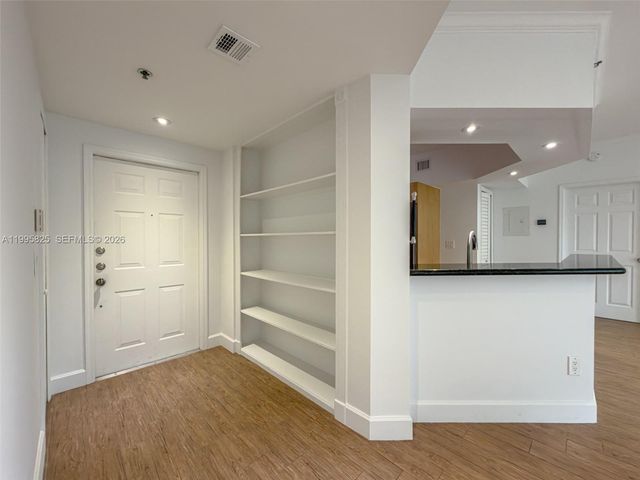 3245 NE 184th Street 13405, Aventura, FL 33160