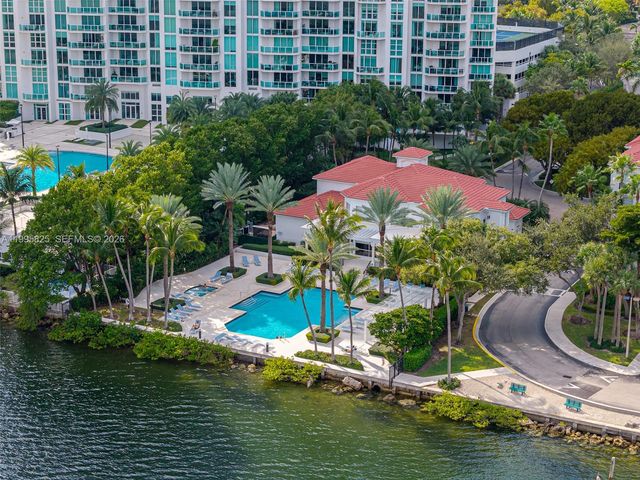 3245 NE 184th Street 13405, Aventura, FL 33160