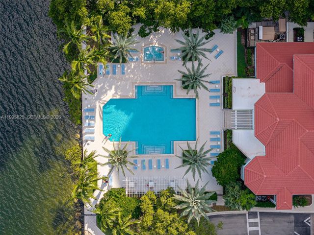 3245 NE 184th Street 13405, Aventura, FL 33160