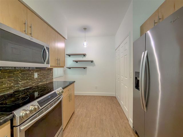3245 NE 184th Street 13405, Aventura, FL 33160