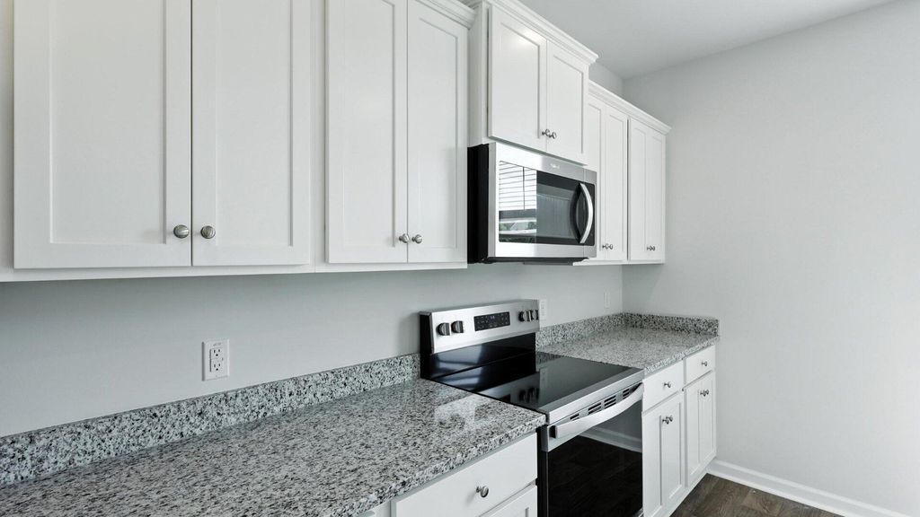 Image 13 of property listing at 153 Cantley Way, Holly Hill, SC 29059