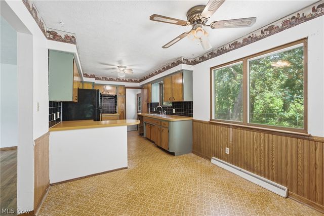1965 Koons Road, North Canton, OH 44720