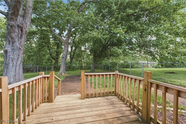 1965 Koons Road, North Canton, OH 44720