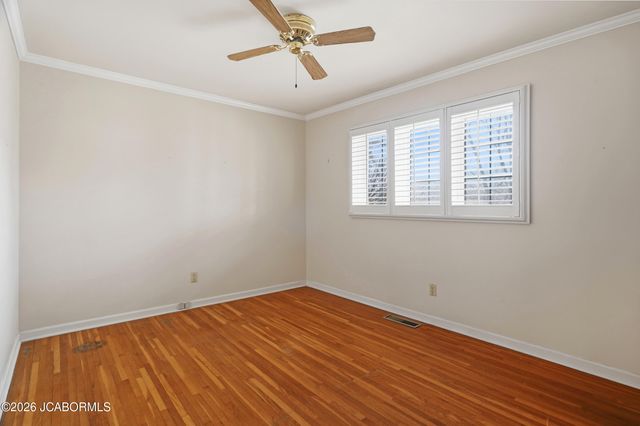 2715 W SCHELLRIDGE ROAD, Jefferson City, MO 65109