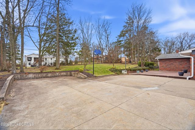 2715 W SCHELLRIDGE ROAD, Jefferson City, MO 65109