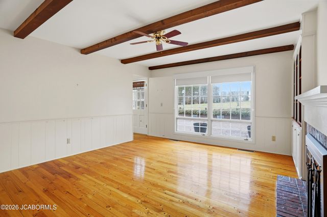 2715 W SCHELLRIDGE ROAD, Jefferson City, MO 65109