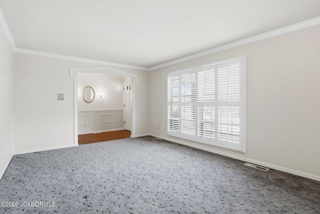 2715 W SCHELLRIDGE ROAD, Jefferson City, MO 65109