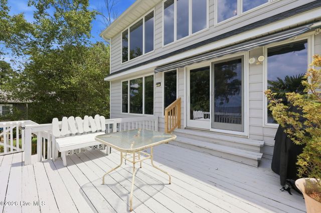 112 Cypress Bay, Washington, NC 27889