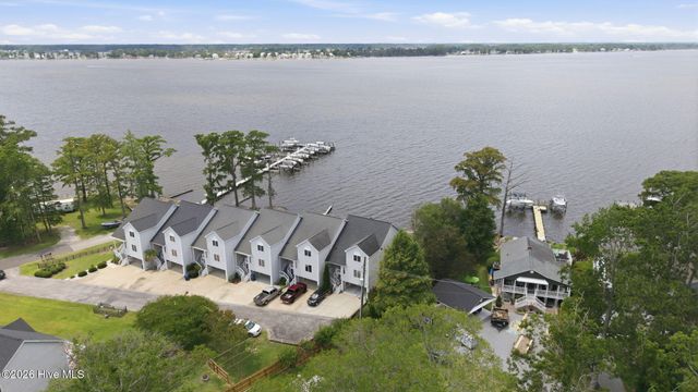 112 Cypress Bay, Washington, NC 27889