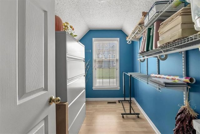 13216 W 55TH Terrace, Shawnee, KS 66216