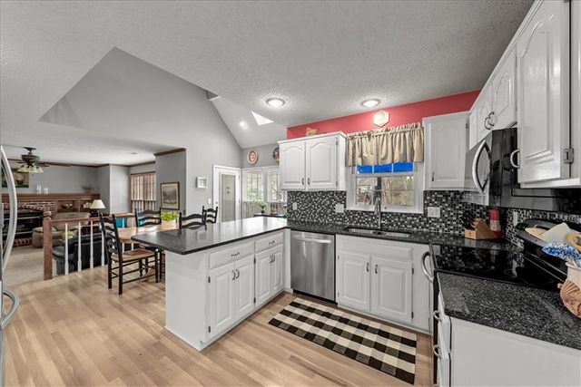 13216 W 55TH Terrace, Shawnee, KS 66216