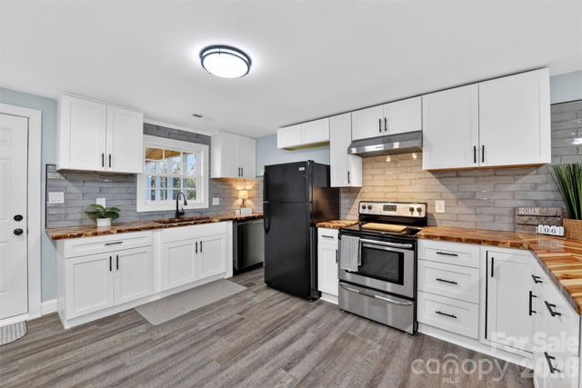 7642 Dallas Cherryville Highway, Cherryville, NC 28021