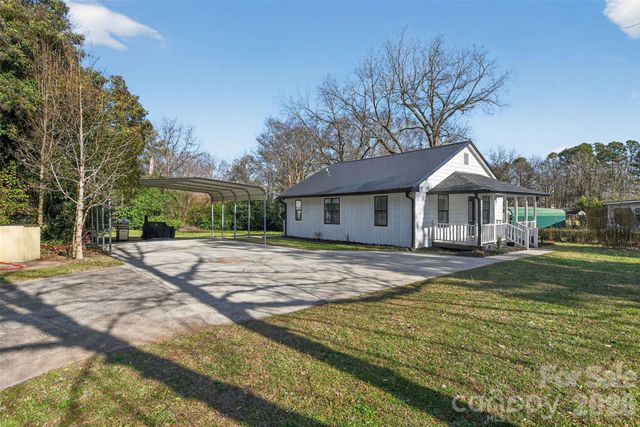 7642 Dallas Cherryville Highway, Cherryville, NC 28021