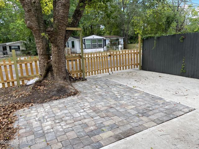 1517 W 33RD Street, Jacksonville, FL 32209