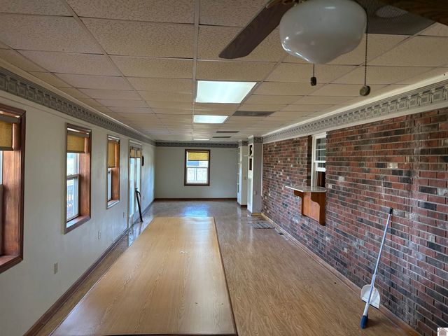 2250 Old Canton Pike, Cadiz, KY 42211