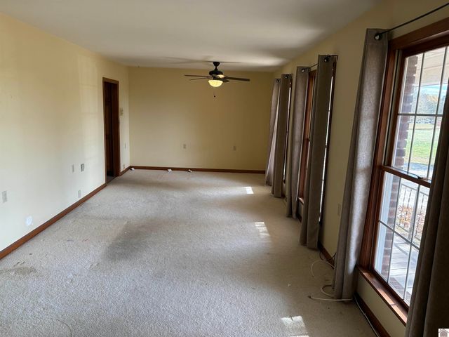 2250 Old Canton Pike, Cadiz, KY 42211