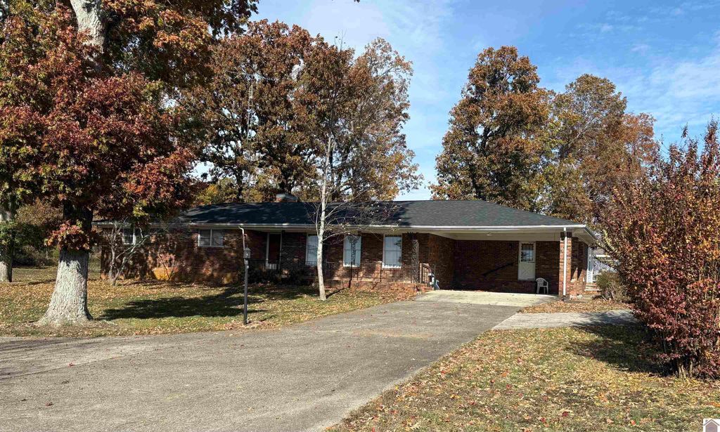 2250 Old Canton Pike, Cadiz, KY 42211