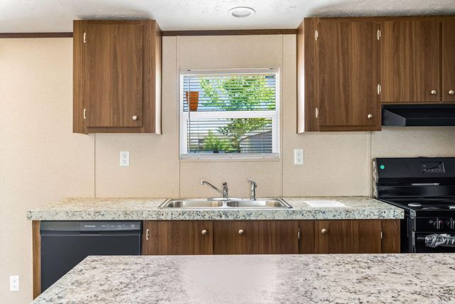 31 Avenida De Mesa Verde Loop, Rio Communities, NM 87002