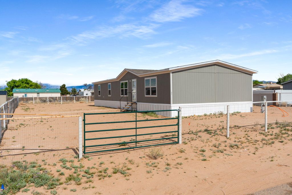 31 Avenida De Mesa Verde Loop, Rio Communities, NM 87002