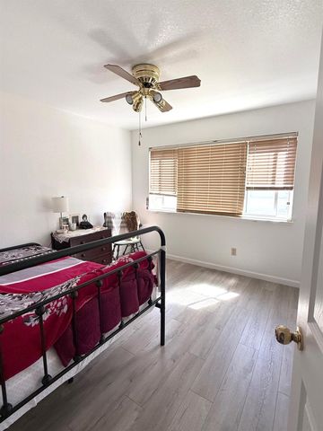 5913 Crowder, Sacramento, CA 95842