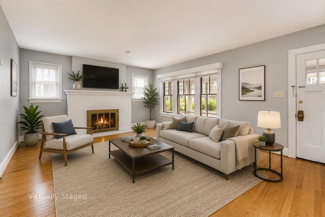 215 Buena Vista Avenue, Ann Arbor, MI 48103