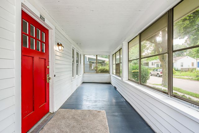 215 Buena Vista Avenue, Ann Arbor, MI 48103