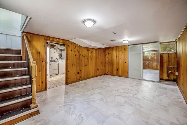 215 Buena Vista Avenue, Ann Arbor, MI 48103