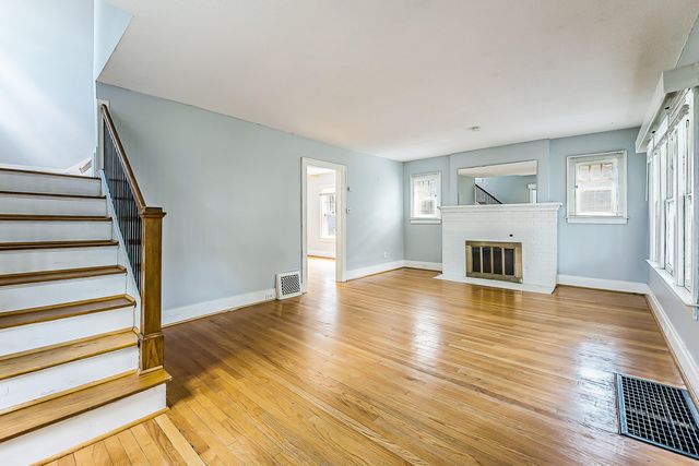 215 Buena Vista Avenue, Ann Arbor, MI 48103