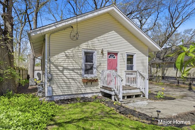 4901 Buchanan Avenue Sw, City Of Wyoming, MI 49548