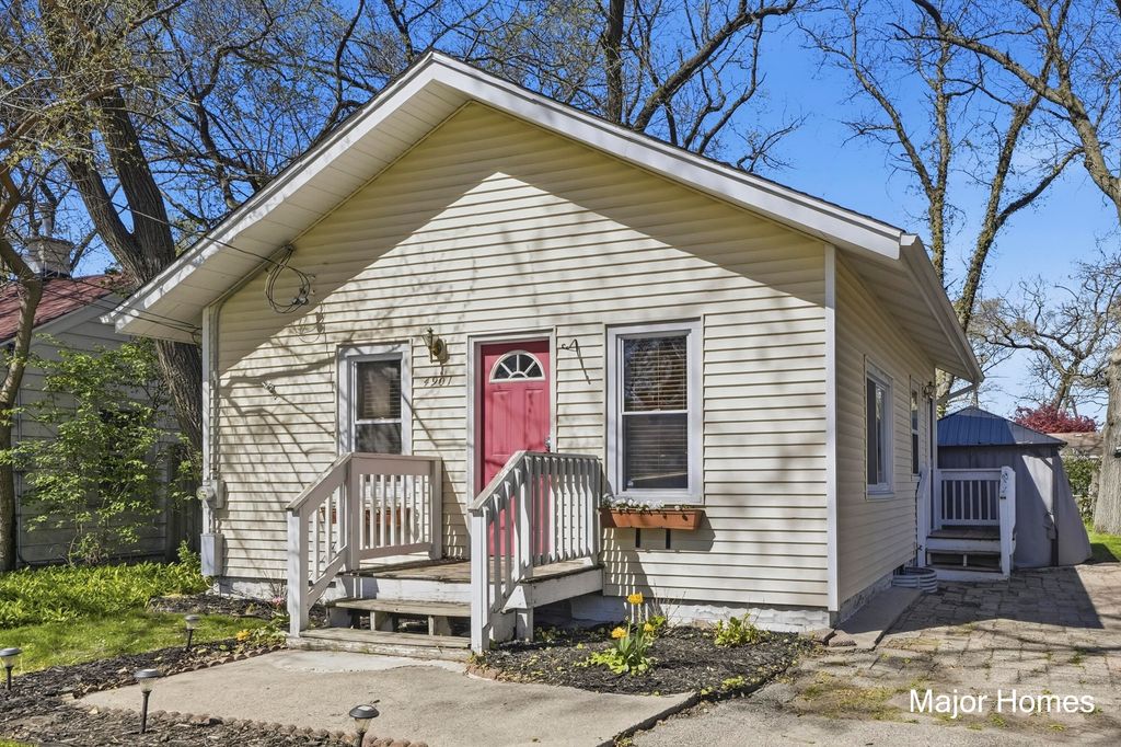 4901 Buchanan Avenue Sw, City Of Wyoming, MI 49548