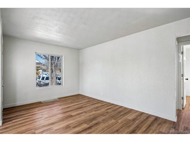 802 Julian St, Denver, CO 80204