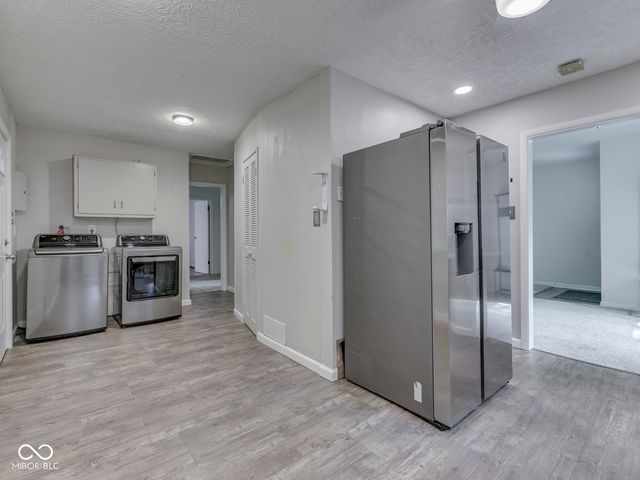 915 Southwood Drive, Indianapolis, IN 46227