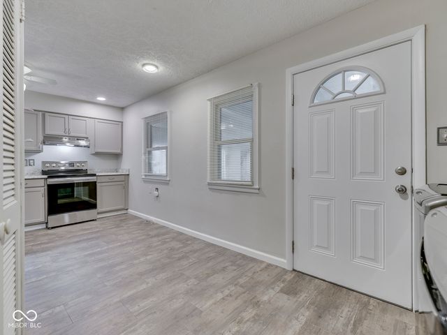 915 Southwood Drive, Indianapolis, IN 46227