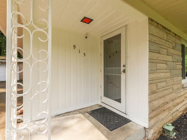 915 Southwood Drive, Indianapolis, IN 46227