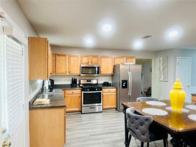 630 Wildboar Court, Fairburn, GA 30213