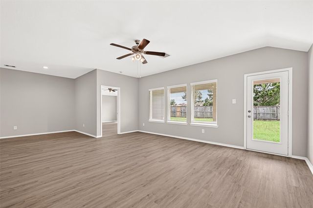 20112 Leaf River Circle, New Caney, TX 77357