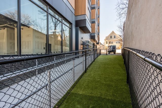 600 Broadway 202, Everett, MA 02149